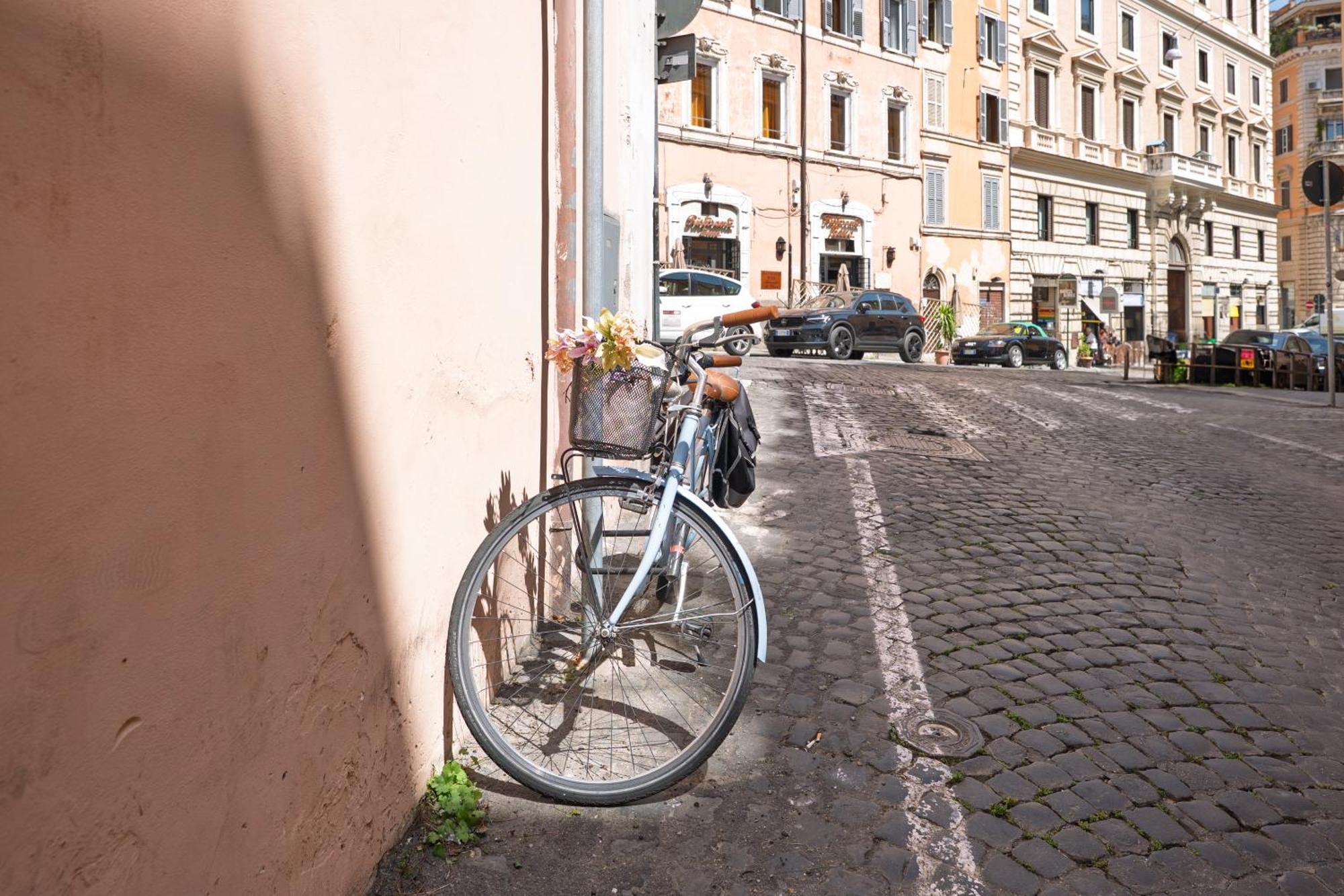 La Casa Sul Cortile Vila Roma Exterior foto